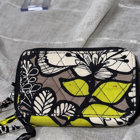 Vera Bradley Citron Pattern Crossbody Wallet All in One Crossbody Combo GUC - Picture 14 of 14